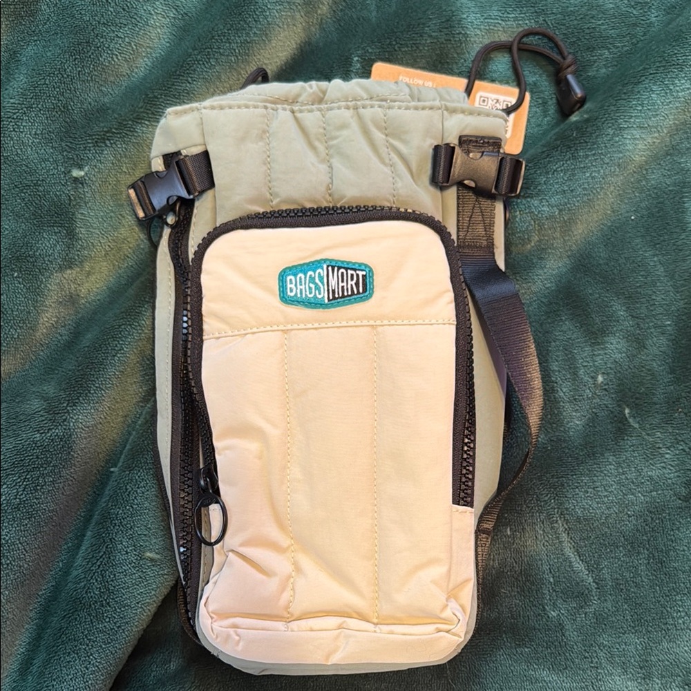 Bagsmart waterbottle holder